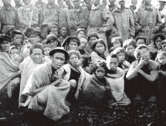 日軍在臺灣東部鎮壓起義的太魯閣原住民 日軍在臺灣東部鎮壓起義的太魯閣原住民