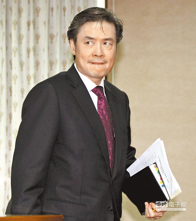 馬辦6日宣布,“國安會秘書長”金溥聰請辭獲準,遺缺由“國防部前部長”高華柱接任 馬辦6日宣布,“國安會秘書長”金溥聰請辭獲準,遺缺由“國防部前部長”高華柱接任