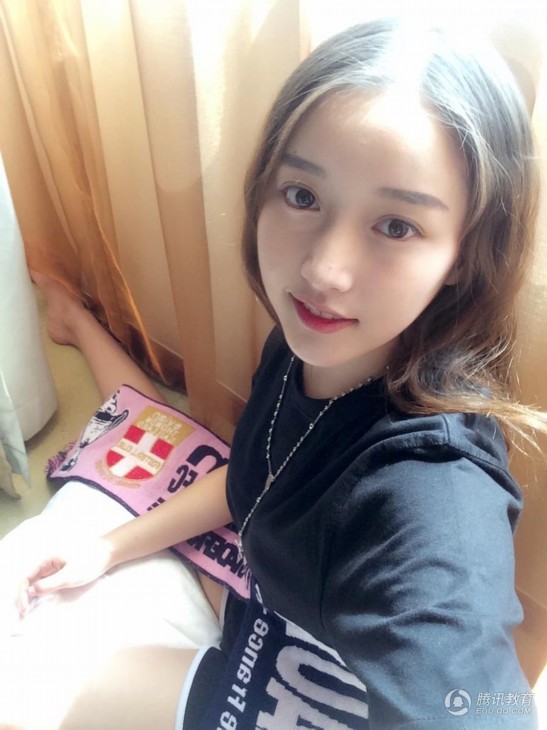 中戲校花被贊女版哈利波特 網絡爆紅