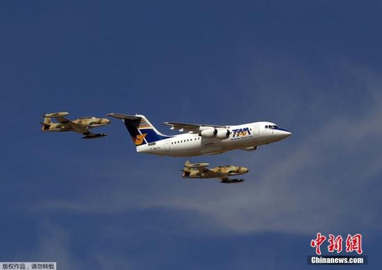 (dng)?sh)ؕr(sh)g1129,һd81˵Avro RJ85͙C(j)ڸ炐ȁ(j)ֺƠ߇HC(j)ڹٷ罻W(wng)վl(f)ϢQ,C(j)͙C(j)ע(c)̖(ho)CP2993C(j)d72˿ͺ9C(j)MˆTDԓC(j)YψD